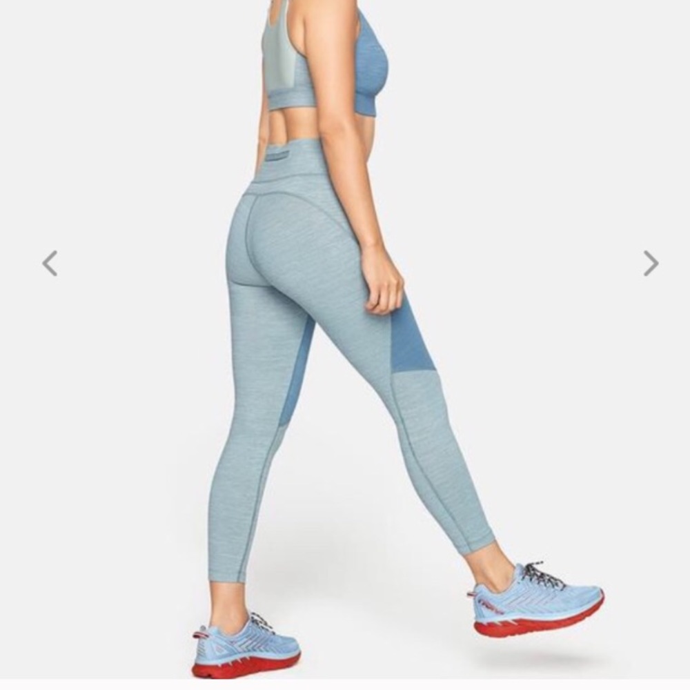 NWOT TechSweat 7/8 Two-Tone Leggings